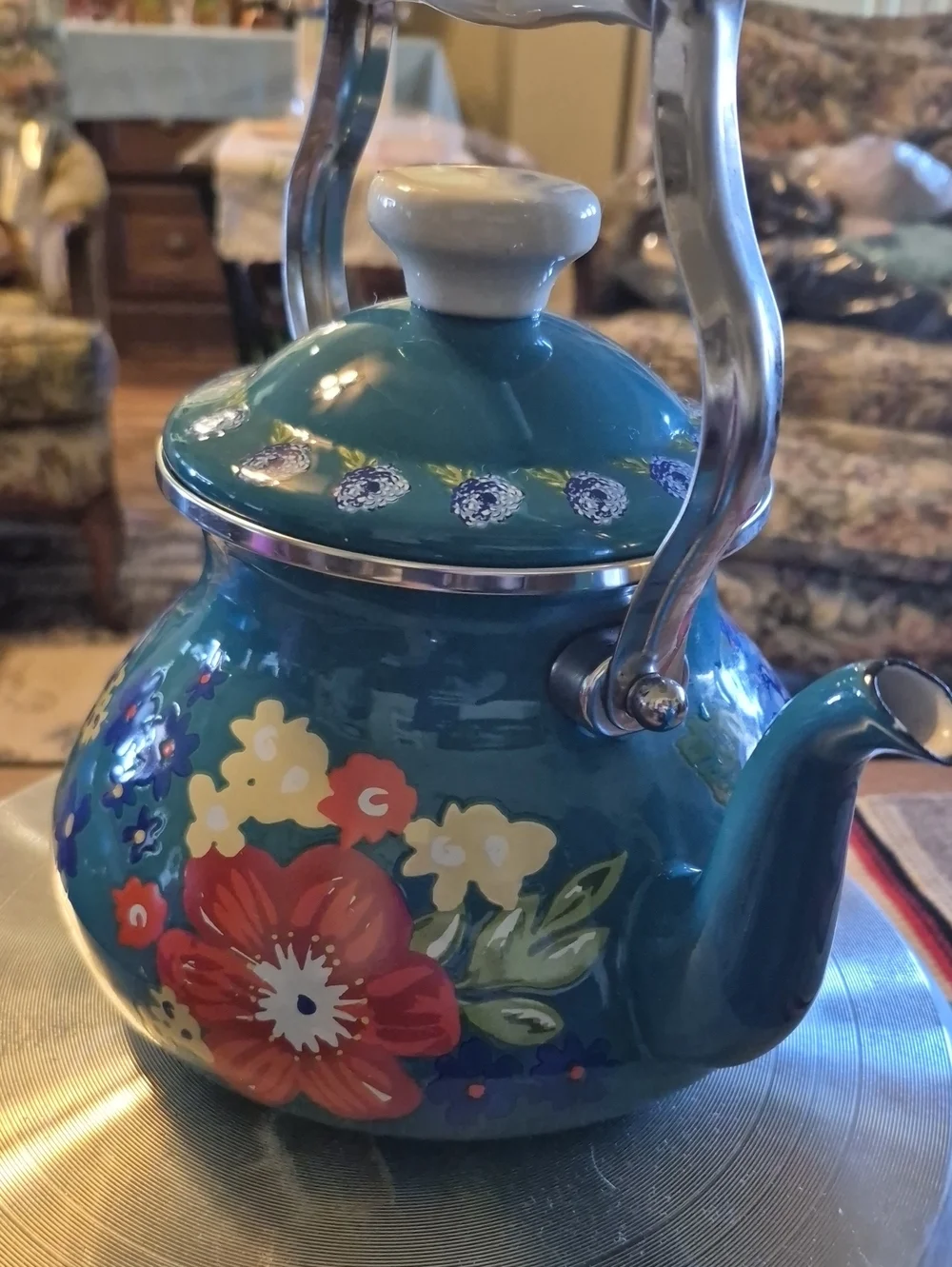 The Pioneer Woman kitchenware Dazzling Dahlias.h.10